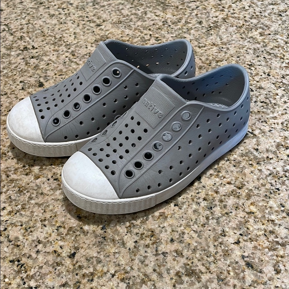 Native Kids Gray Slip-On Sneakers